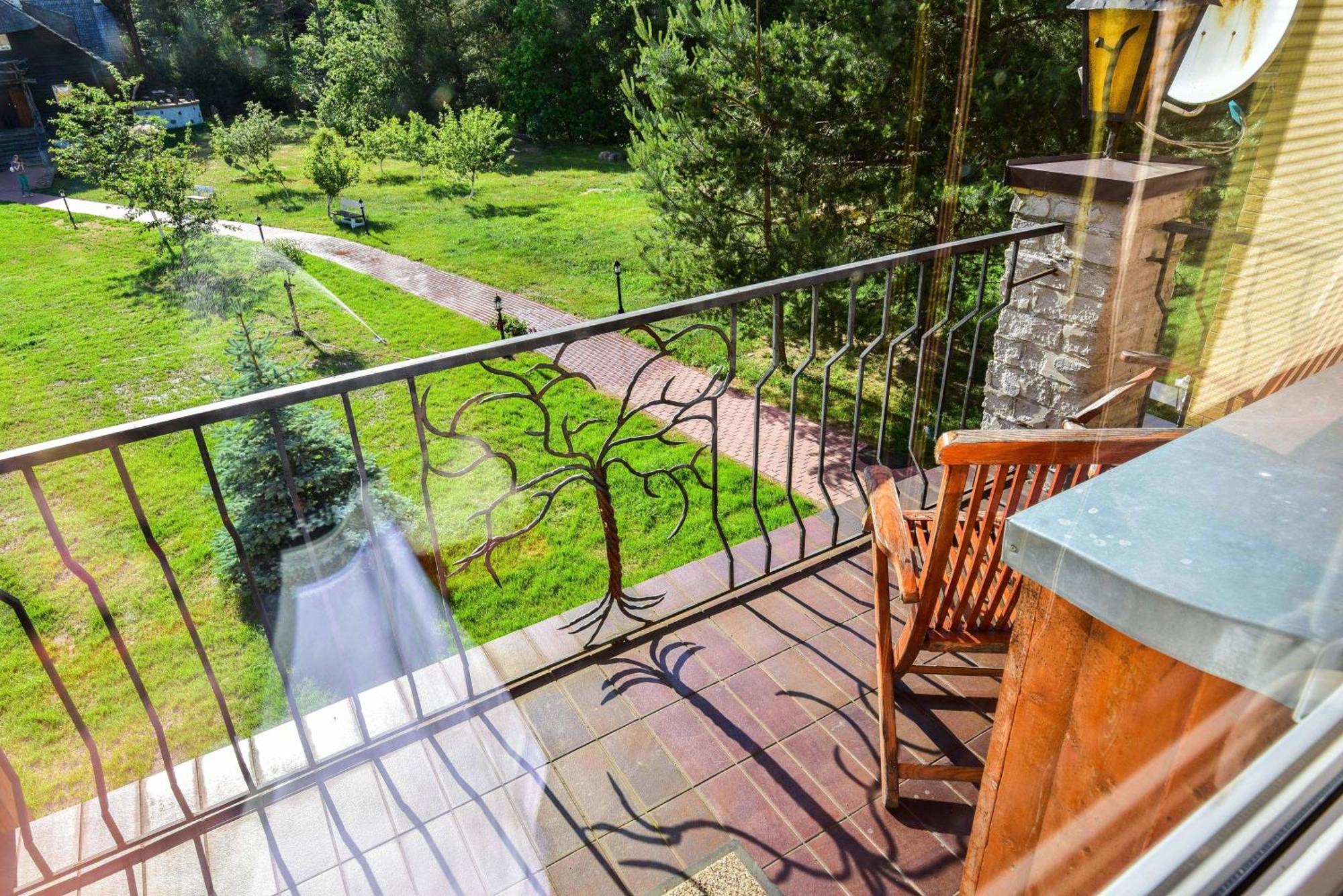 Laukdvaris Laukzeme Quarto foto
